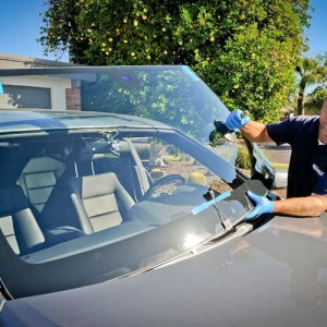Top Signs You Need Windshield Repair Immediately (Complete Guide)